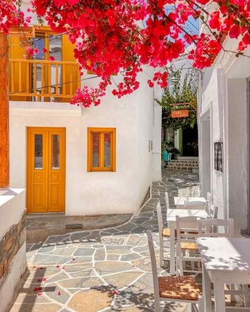 Kythnos: unique flavours and experiences on the most untouched cycladic island