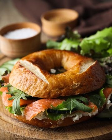 Lox bagel